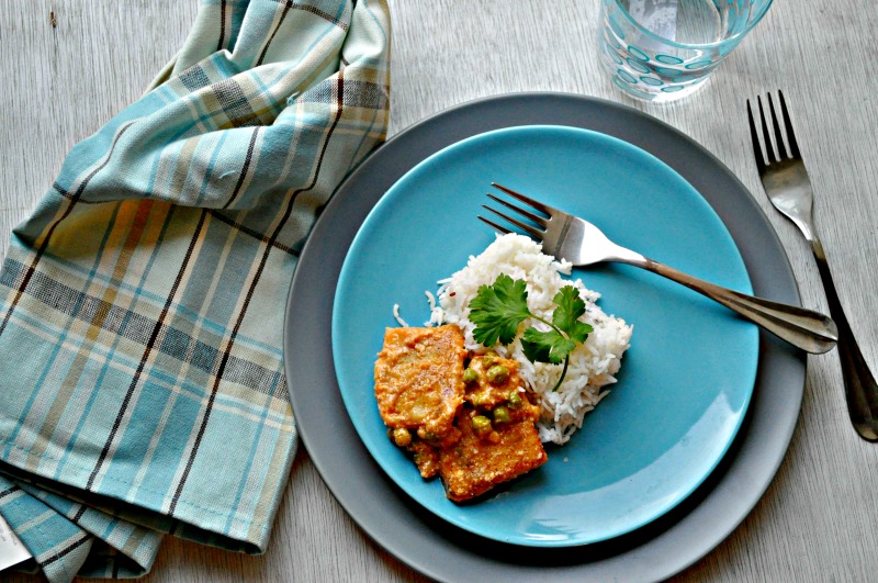 A vegetarian delight called Chhanar Korma. Basically, Fried Cottage Cheese Bullions in Rich Cashew-Based Sauce. 