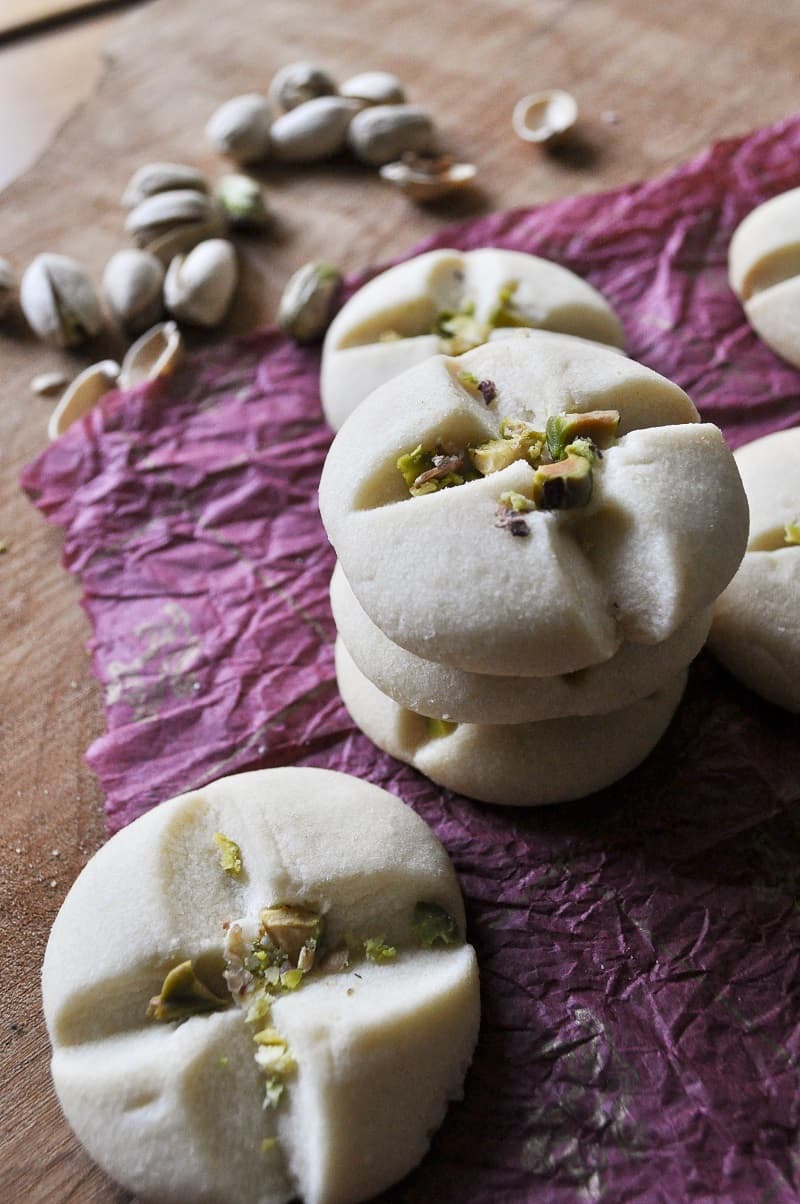 Nankhatai, Melt-in-your-mouth good  eggless shortbread cookies are so easy