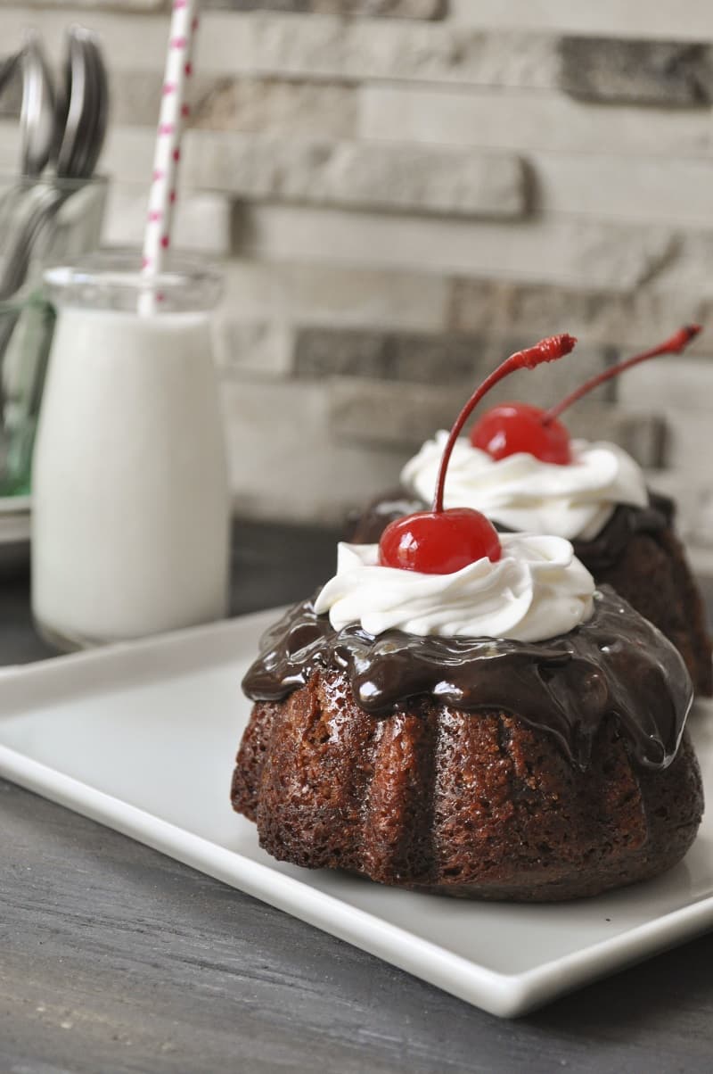 Easy Chocolate Bundt Cake Recipe