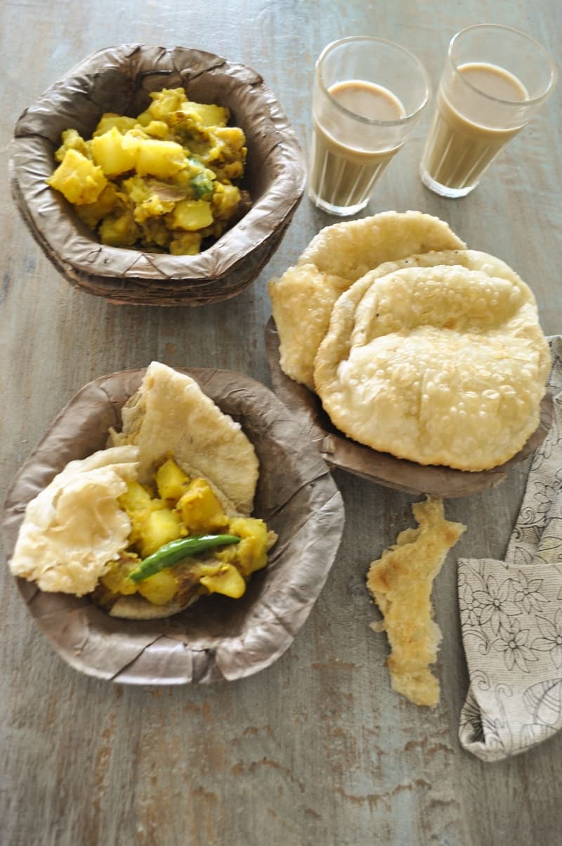 The classic Bengali appetizer Radha ballavi