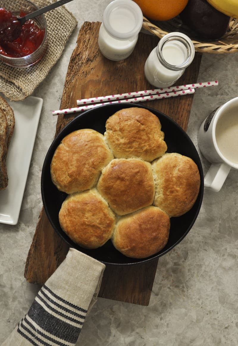 Baked Skillet Rolls