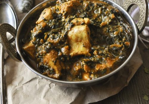 Palak Chicken Recipe / Saag Chicken Recipe