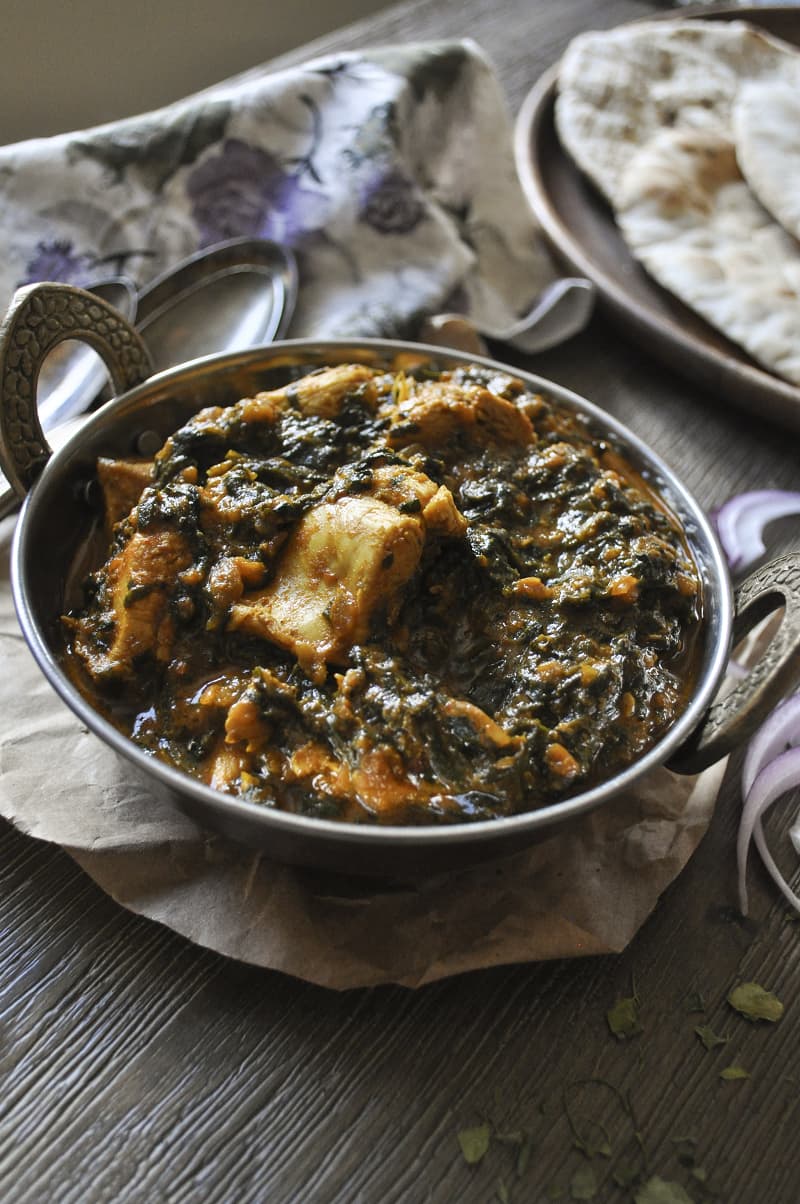 Saag Chicken / Palak Chicken